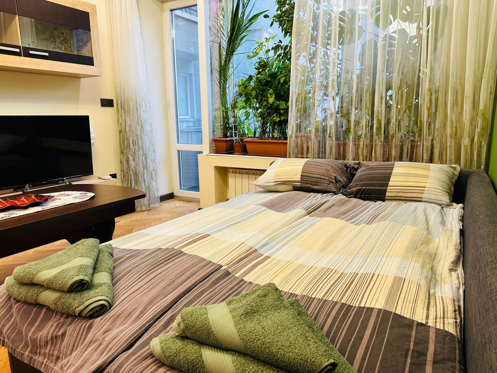 Luxury Oasis In Absolute Center Of Sofia公寓 外观 照片